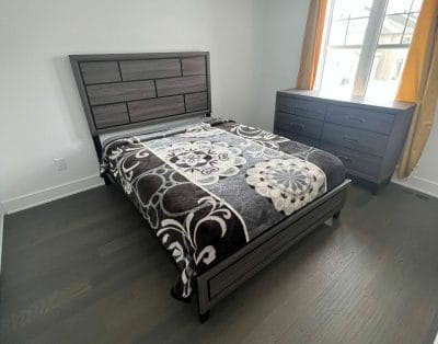 Brand new clean and cozy bedroom in Stittsville