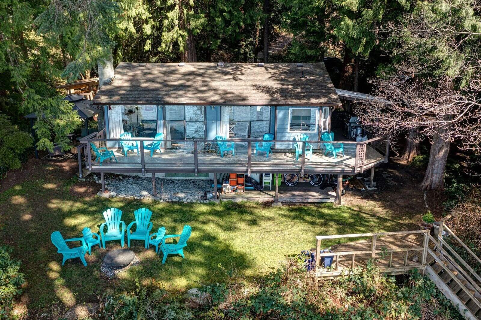 Waterfront 3 Bedroom in Sechelt BC