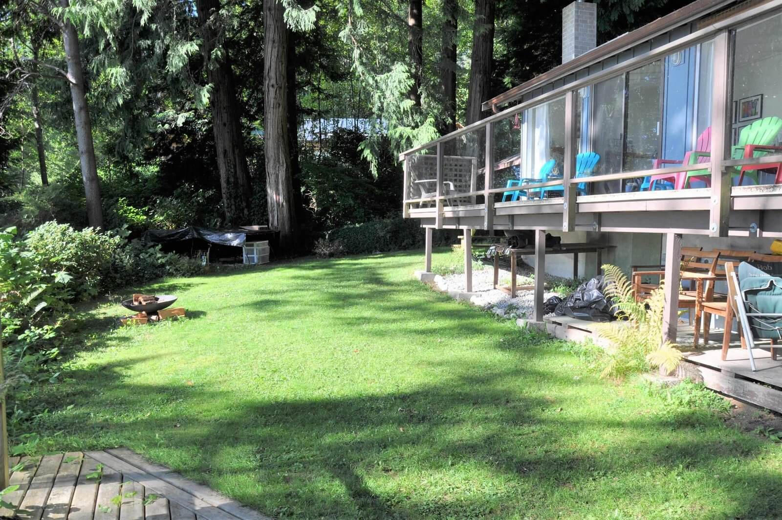 Waterfront 3 Bedroom in Sechelt BC