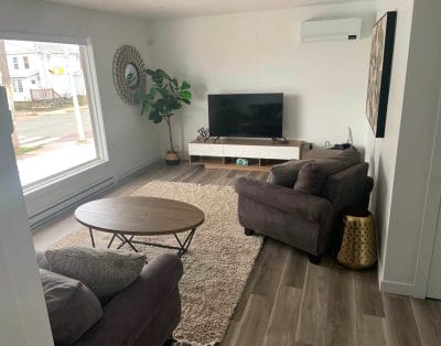 Beautiful 2 bedroom + office,  fully furnished apartment, Moncton
