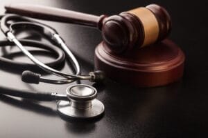 legal considerations with travel nursing