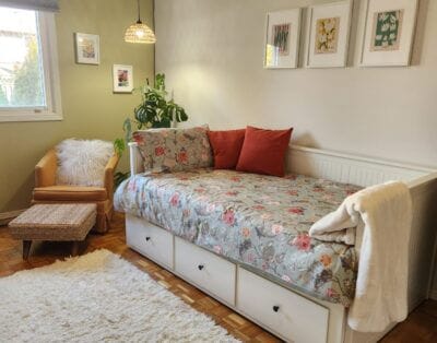 Cute, Cozy and Convenient Studio Room in private home