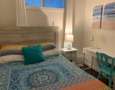 2 bedroom furnished suite in Comox, BC